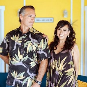 Simply Sisters Hawaii Men's Aloha NWT